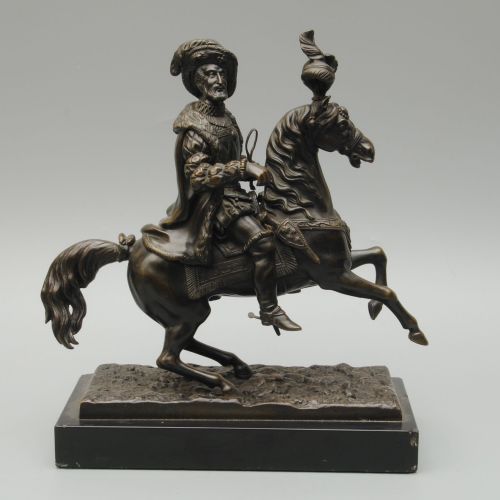A BRONZE FIGURE OF FRANCOIS I ON HORSEBACK - ADDITIONAL PHOTO 3
