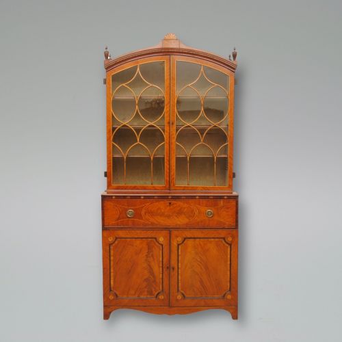 Elegant 18th Century Hepplewhite Period Secretaire Bookcase