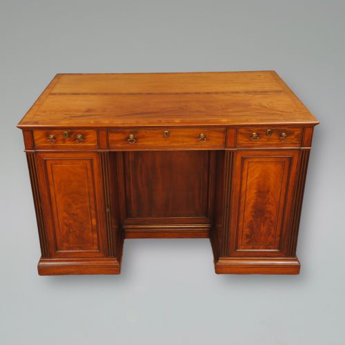 A Fine Mahogany Free Standing Library Desk