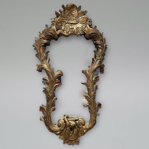 AN UNUSUAL LARGE CARVED GILTWOOD WALL MIRROR - ADDITIONAL PHOTO 1