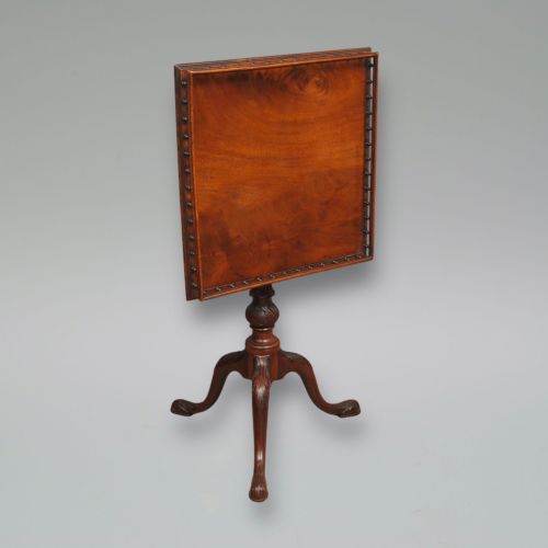 CHIPPENDALE PERIOD MAHOGANY TRIPOD WINE TABLE WITH GALLERY TOP - ADDITIONAL PHOTO 1