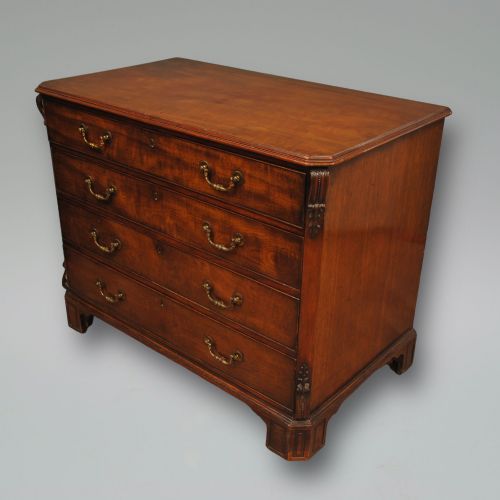 fig 2. CHIPPENDALE PERIOD MAHOGANY GENTLEMAN'S DRESSING CHEST