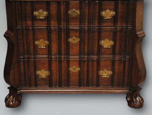RARE SOUTH AFRICAN BLOCK FRONT CHEST - ADDITIONAL PHOTO 3