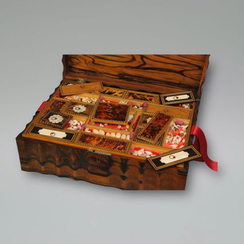 A FINE ANGLO INDIAN COROMANDEL WORKBOX - ADDITIONAL PHOTO 3