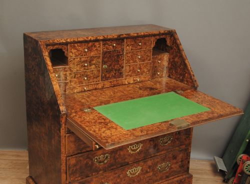 SUPERB BURR 'MULBERRY' BUREAU - ADDITIONAL PHOTO 4
