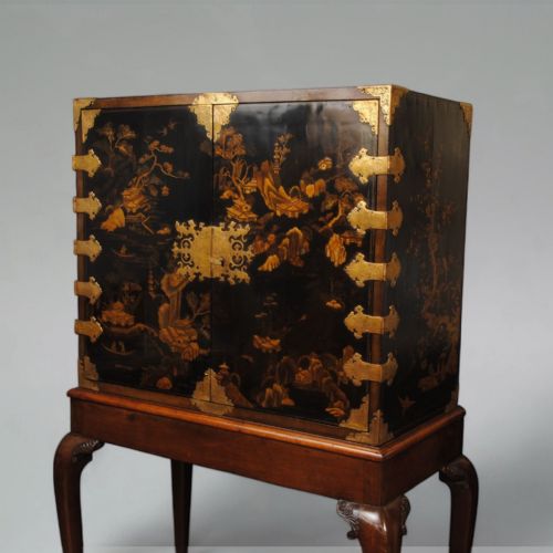 18TH CENTURY LACQUER CABINET ON STAND - ADDITIONAL PHOTO 2