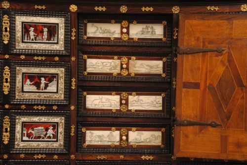 SUPERB SPANISH INLAID CABINET ON STAND - ADDITIONAL PHOTO 3