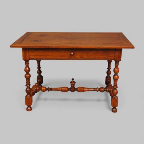 EARLY 18TH CENTURY FRENCH YEW TREE TABLE - ADDITIONAL PHOTO 1