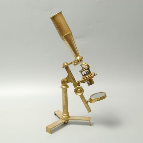 COMPACT COMPOUND MICROSCOPE IN CASE - ADDITIONAL PHOTO 1