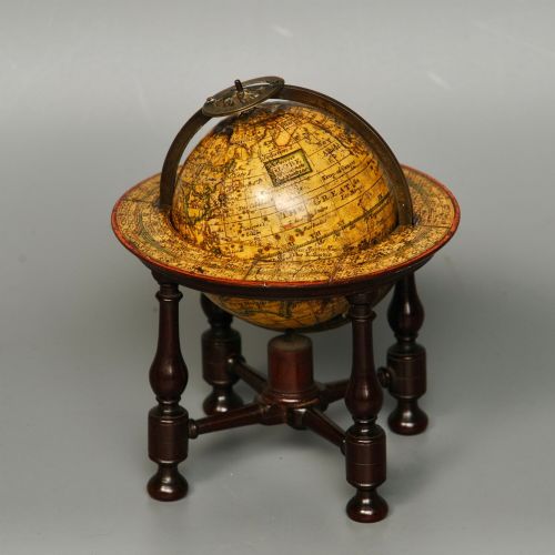 A RARE 18TH CENTURY MINIATURE TABLE GLOBE - ADDITIONAL PHOTO 1