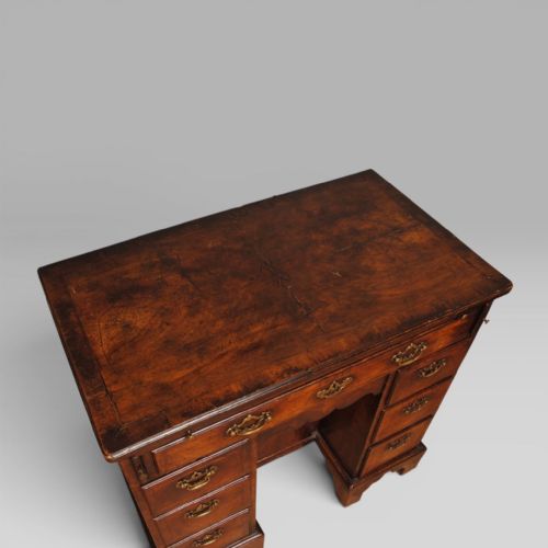 VIRGINIA WALNUT KNEEHOLE DESK - ADDITIONAL PHOTO 2