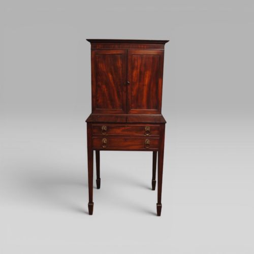 A GEORGE III PERIOD MAHOGANY WRITING CABINET ON STAND - ADDITIONAL PHOTO 1