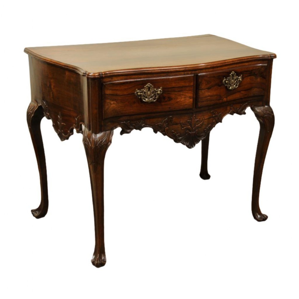 WONDERFUL EXAMPLE OF AN 18TH CENTURY PORTUGUESE ROSEWOOD SIDE TABLE