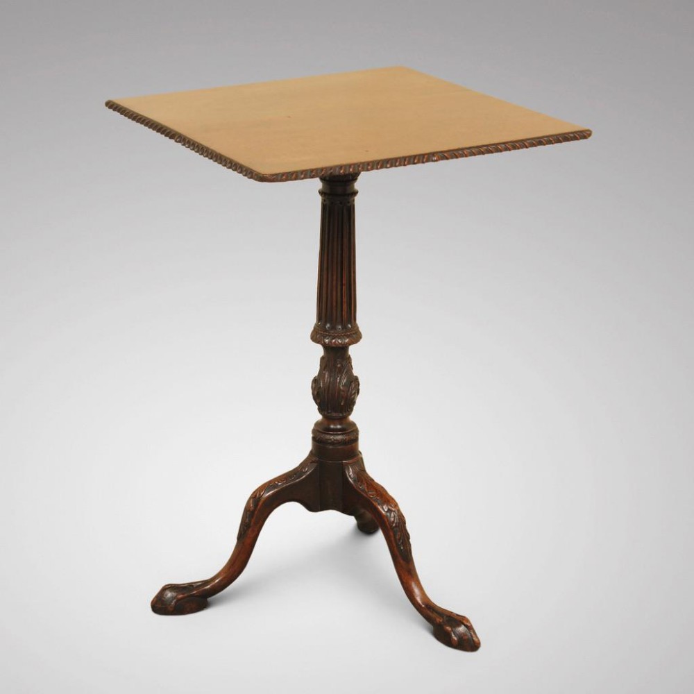 CHIPPENDALE PERIOD MAHOGANY TRIPOD WINE TABLE