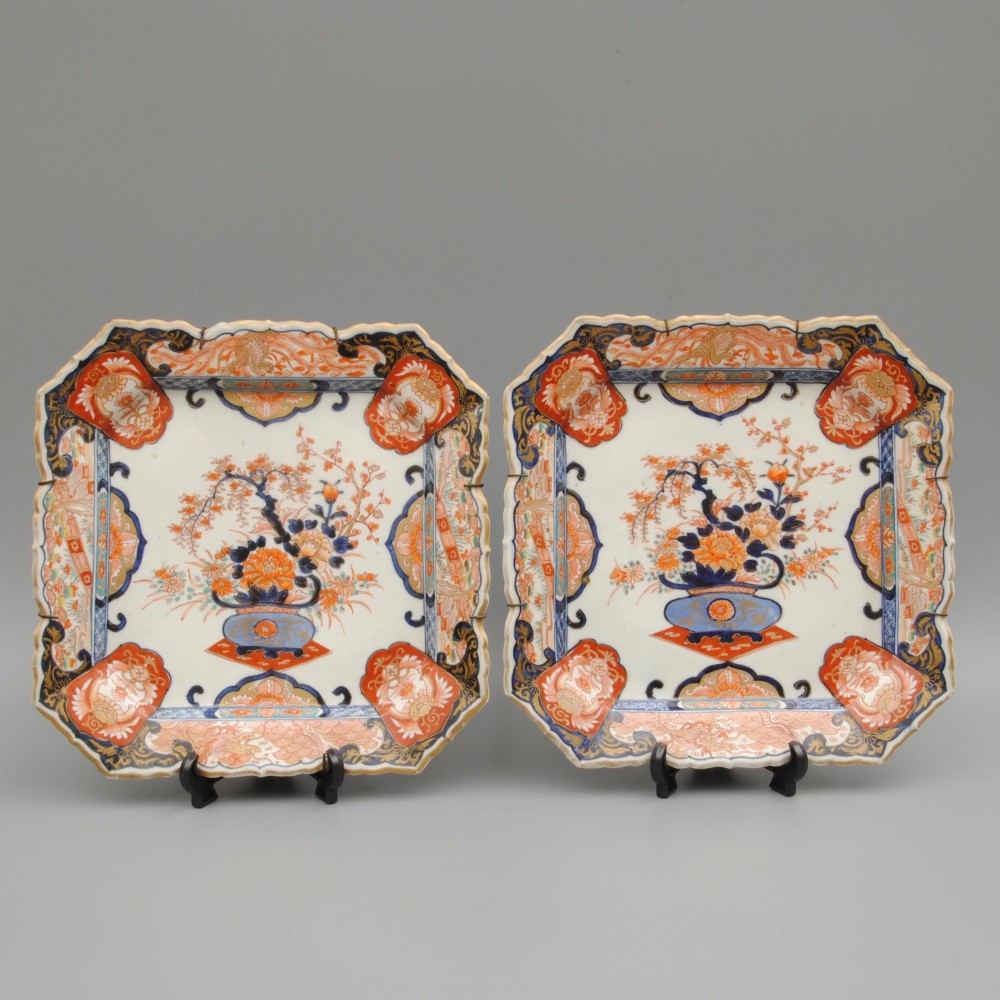 A PAIR OF IMARI OCTAGONAL CHARGERS