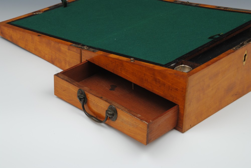A REGENCY SATINWOOD INLAID WRITING BOX View VI