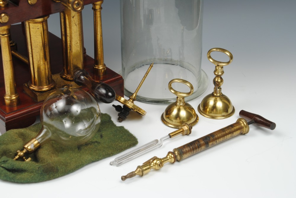 SUPERB EXAMPLE OF A BRASS AND MAHOGANY VACUUM PUMP View II