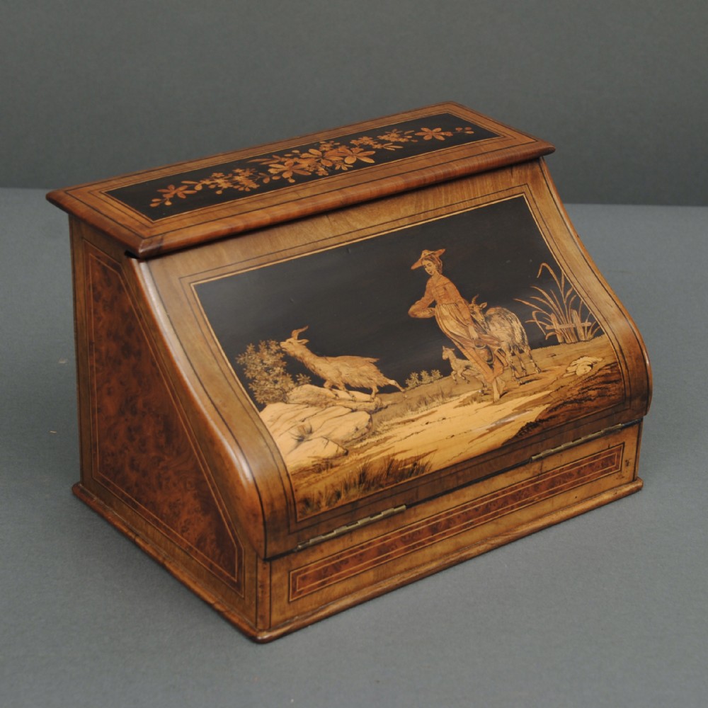 A 19TH CENTURY MARQUETRY ITALIAN LETTER CASKET