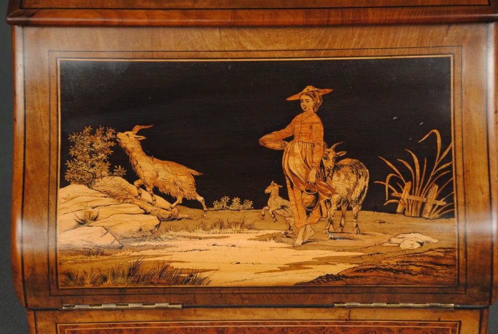 A 19TH CENTURY MARQUETRY ITALIAN LETTER CASKET View IV
