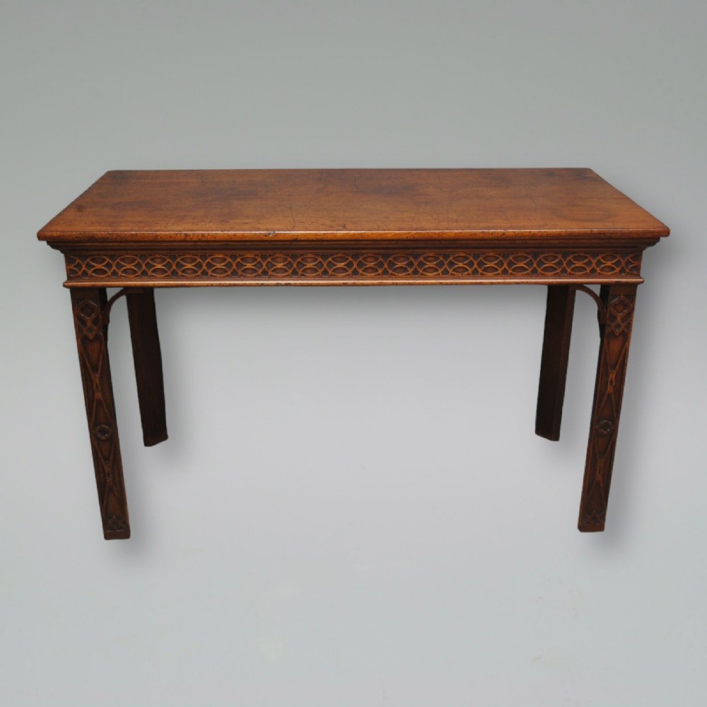 CHIPPENDALE PERIOD MAHOGANY SERVING TABLE