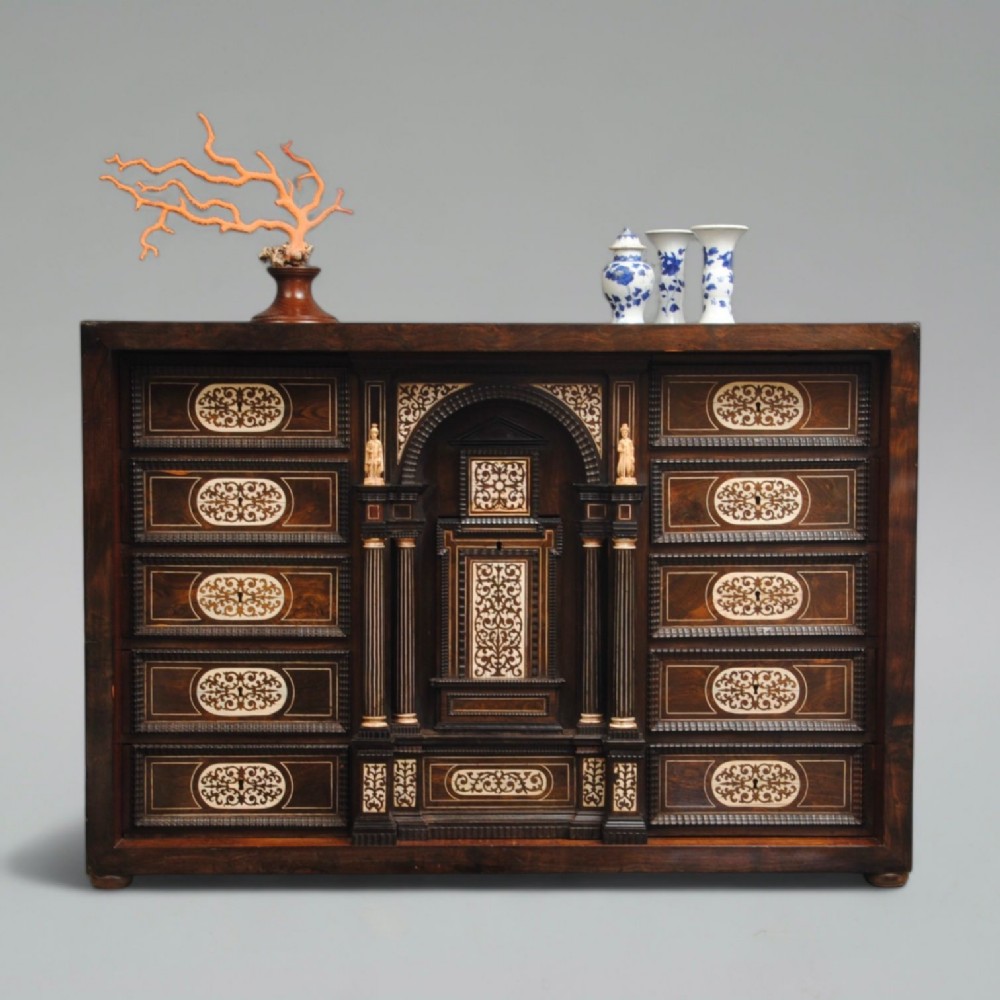 ITALIAN 17TH CENTURY INLAID TABLE CABINET