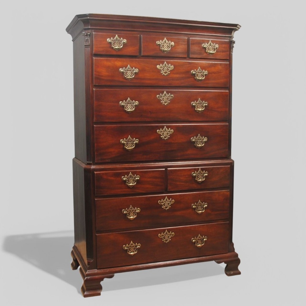 A FINE 18TH CENTURY MAHOGANY CHEST ON CHEST