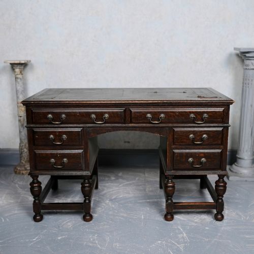 Victorian Oak leather Desk