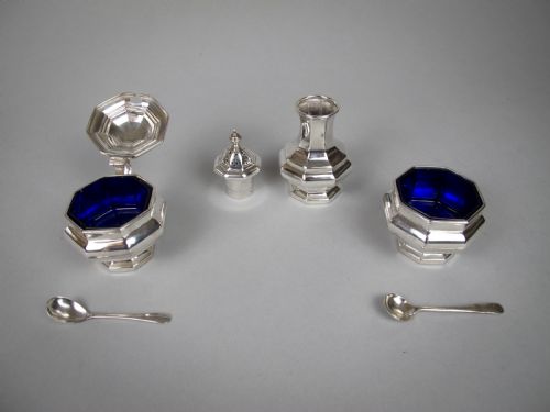 fig 1. Sterling Silver Three Piece Cruet Set With Spoon by Ernest Druiff & Co, 1925.