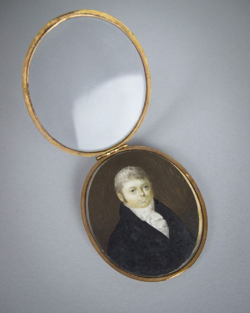 George III Miniature Portrait of a Gentleman - Oil on Ivory, C.1780-90.