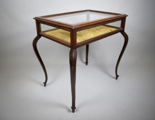 19th Century Oak Bijouterie Display Table with Cabriole Legs