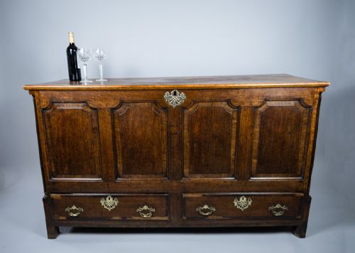 fig 1. Large 18th Century Georgian Oak Mule Chest 