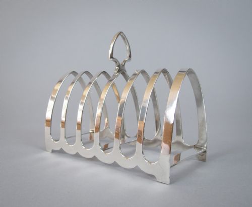 Sterling Silver 7 Bar Toast Rack by Edward Viner, Sheffield, 1948 (156 Grams)