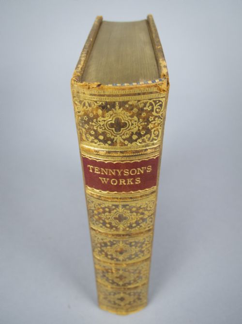 fig 1. 1919 The Works Of Alfred Lord Tennyson In One Volume. Fine Binding.