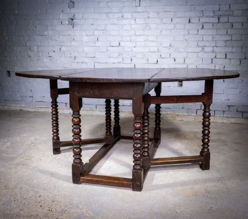 Charles II 17th Century Oak Gate Leg Table.
