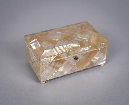 Early 20th Century Mother of Pearl Casket / Box, C.1900.