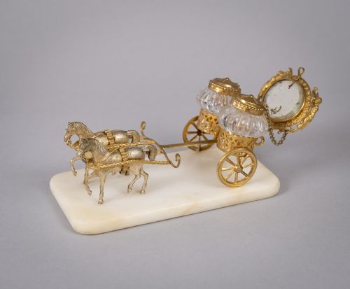 fig 1. Palais Royale Horse & Carriage Inkwell With Baccarat Glass, c.1860.