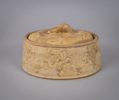 fig 1. Large 19th Century Wedgwood Caneware Game Pie Dish, c.1860.