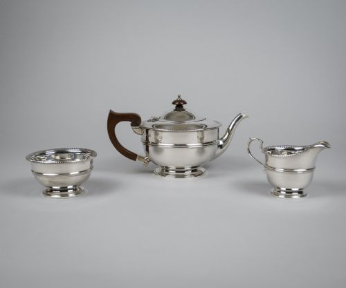 Sterling Silver Teapot & Set by Mappin & Webb, Sheffield, 1931.