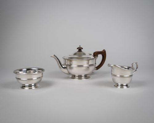fig 1. Sterling Silver Teapot & Set by Mappin & Webb, Sheffield, 1931.