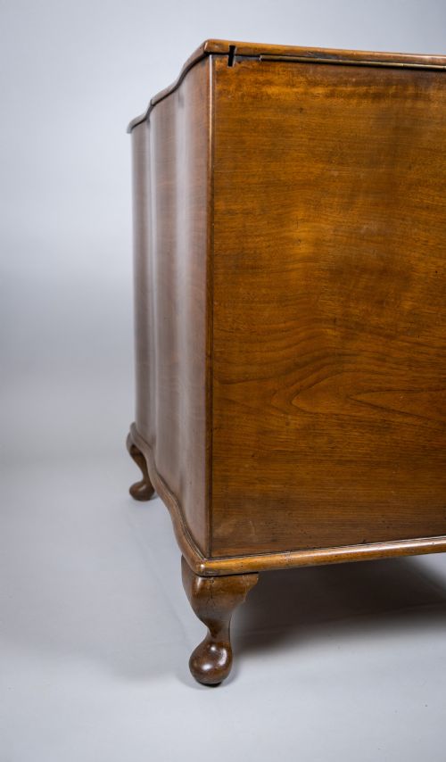 ART DECO WALNUT POPUP SURPRISE BAR WITH ORIGINAL CRYSTAL GLASSWARE - ADDITIONAL PHOTO 16