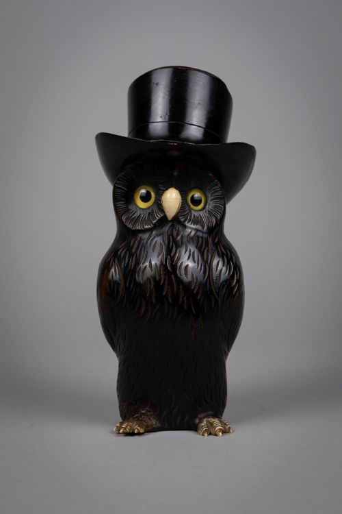 Early 20th Century Novelty Carved Owl Spill Holder