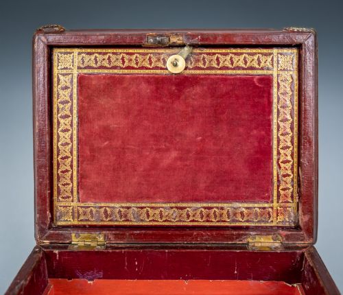 REGENCY RED LEATHER BRASS WORKBOX WITH SECRET COMPARTMENT - ADDITIONAL PHOTO 8