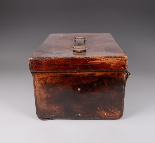 LARGE LEATHER LUGGAGE HAT BOX BY T EVINS CO EXETER - ADDITIONAL PHOTO 10
