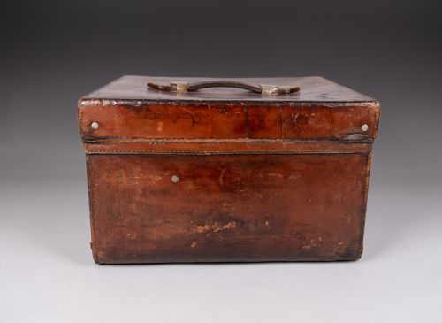 LARGE LEATHER LUGGAGE HAT BOX BY T EVINS CO EXETER - ADDITIONAL PHOTO 11