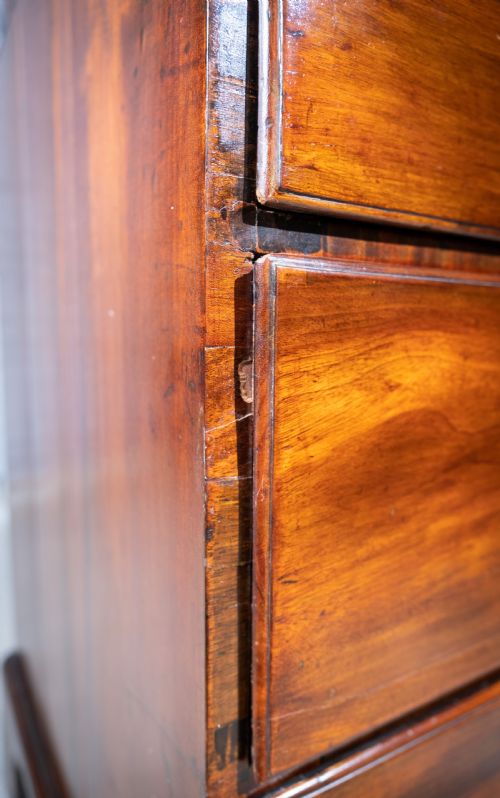 GEORGE III MAHOGANY TALLBOY CHEST ON CHEST WITH BRUSHING SLIDE - ADDITIONAL PHOTO 12