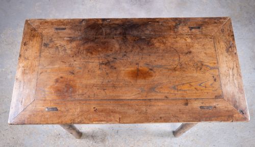 19TH CENTURY CHINESE ELM ALTAR TABLE - ADDITIONAL PHOTO 10