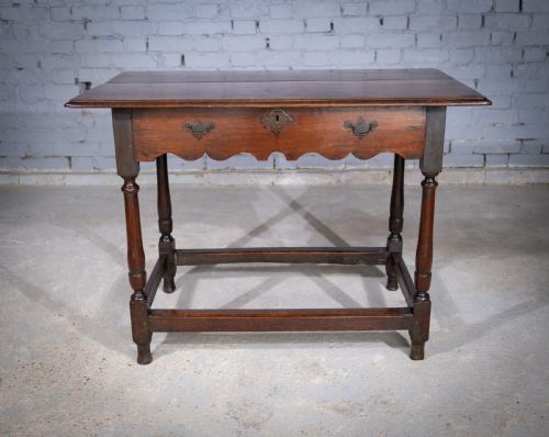 RARE 17TH CENTURY PADOUK SIDE TABLE - ADDITIONAL PHOTO 3