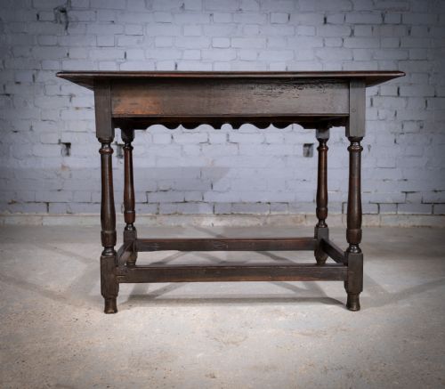 RARE 17TH CENTURY PADOUK SIDE TABLE - ADDITIONAL PHOTO 15