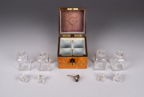 VICTORIAN BIRDS EYE MAPLE MINIATURE SCENT BOTTLE BOX CASKET - ADDITIONAL PHOTO 1
