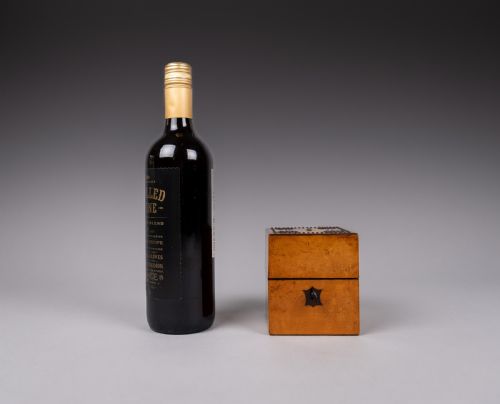 VICTORIAN BIRDS EYE MAPLE MINIATURE SCENT BOTTLE BOX CASKET - ADDITIONAL PHOTO 10